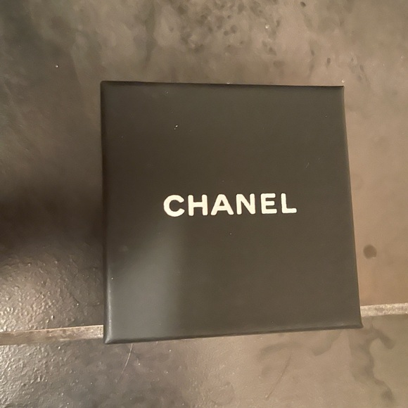 Faux Pearl & Strass ‘CHA-NEL’ Earring Jacket Stud Earrings - Picture 5 of 6